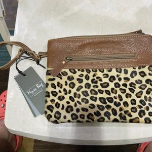 Wristlet